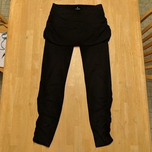 Athleta Black Leggings w/ skirt Workout EUC
